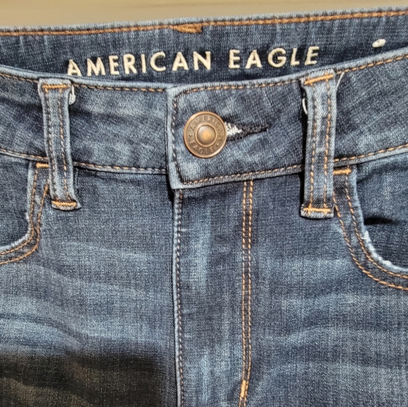 American Eagle Skinny Jeans. Never Worn. Size 6 Regular - Picture 2 of 7